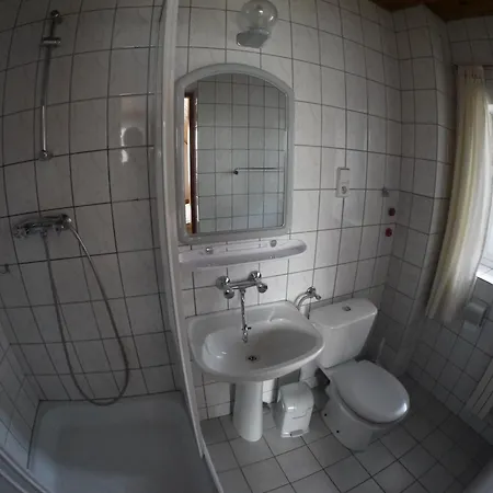 ホームステイ Jarek