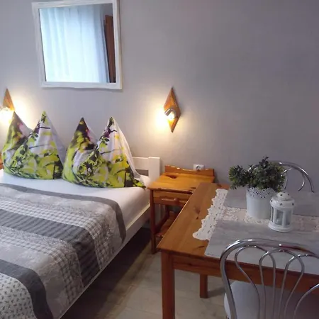 ホームステイ Jarek *